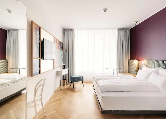 Schani Salon Hotel