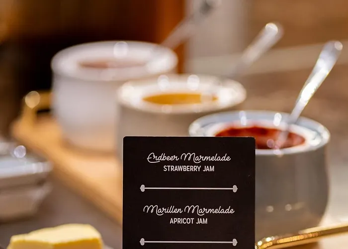 Hotel Schani Salon 4*