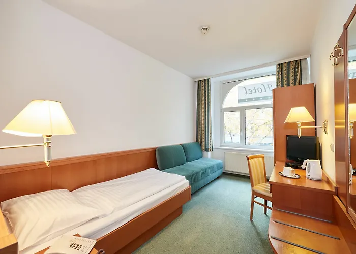 Hotel Schani Salon